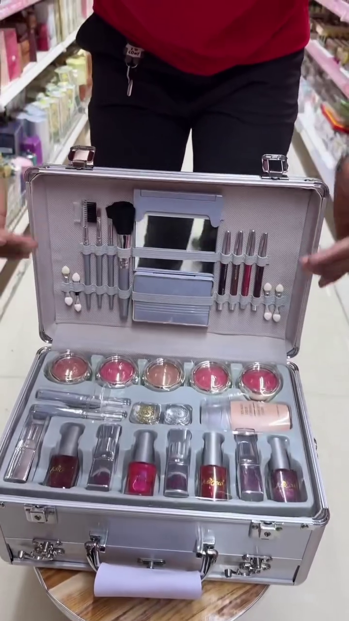 Professional Beauty Makeup Box | Eyes, Lips &amp;amp; Face Complete Kit