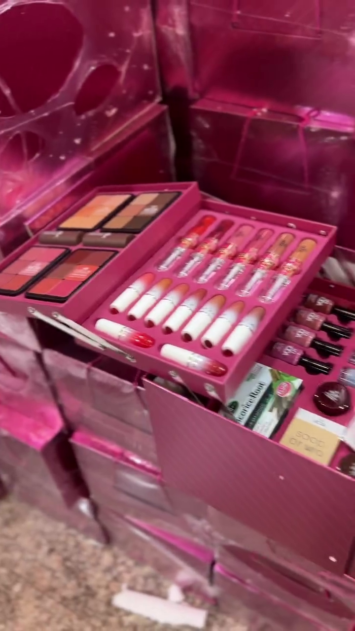 VelvetGlow Cosmetics