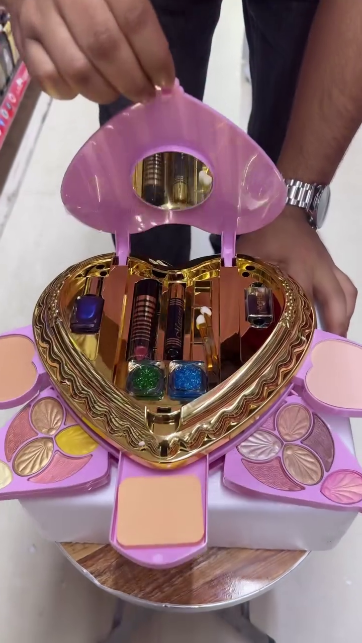 LuxeCharm Makeup Box