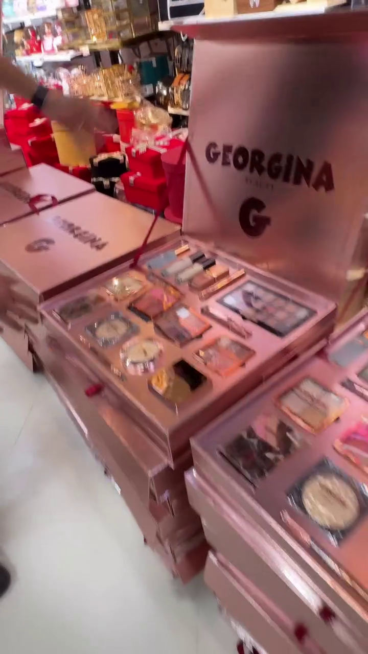 AuraBloom Cosmetics