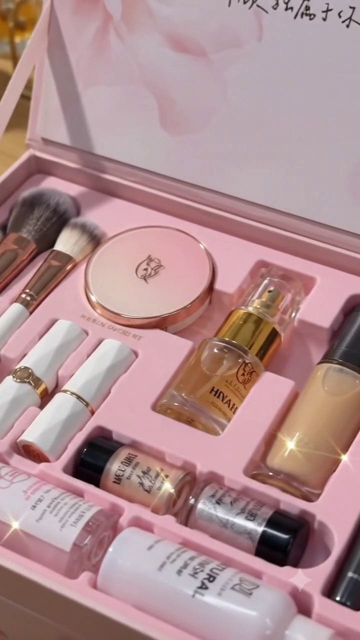 Trendy One Stop Make up Kit with Mirror and Beauty Portable Set Online